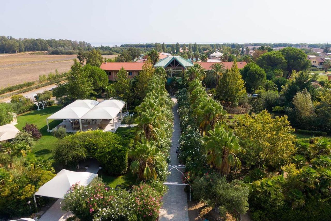 Minerva Club Resort & Golf Marina di Sibari Buitenkant foto